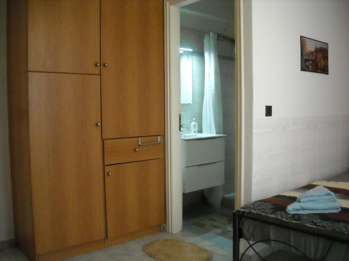 Kalamata Home, Marina Exteriör bild