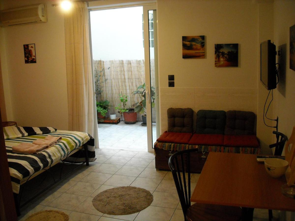 Kalamata Home, Marina Exteriör bild